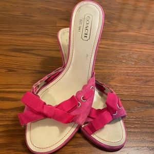 Vintage Coach Cyndi Kitten Heel Slides